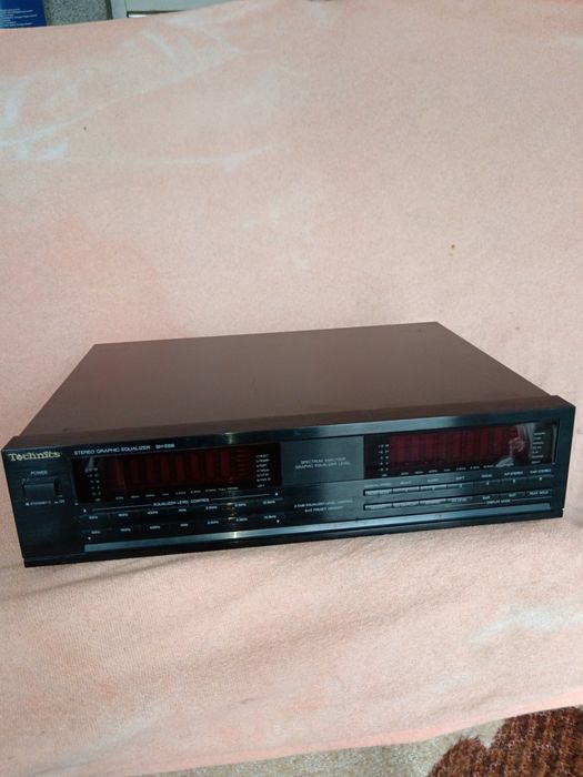 Стерео графичен еквалайзер