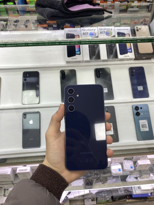 Samsung a35 128/6 gb