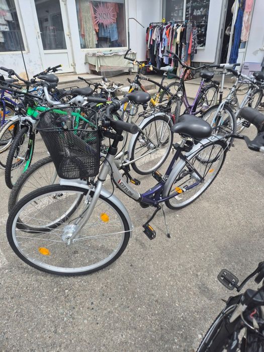 Biciclete mari și mici imp germ