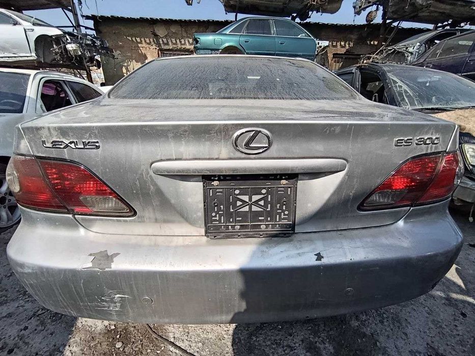 Бампер задний для Lexus ES300-330