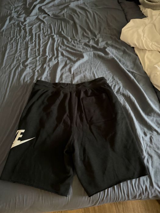 Къси панталони Nike