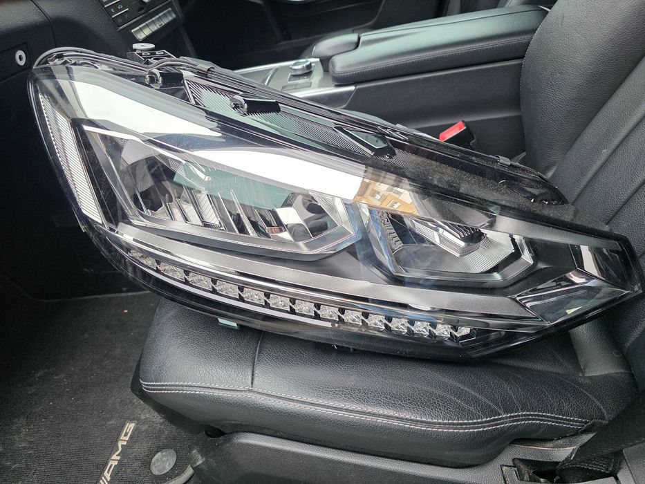 Far full led Volkswagen Touran 2016