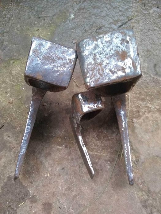 Секира брадва 3 броя