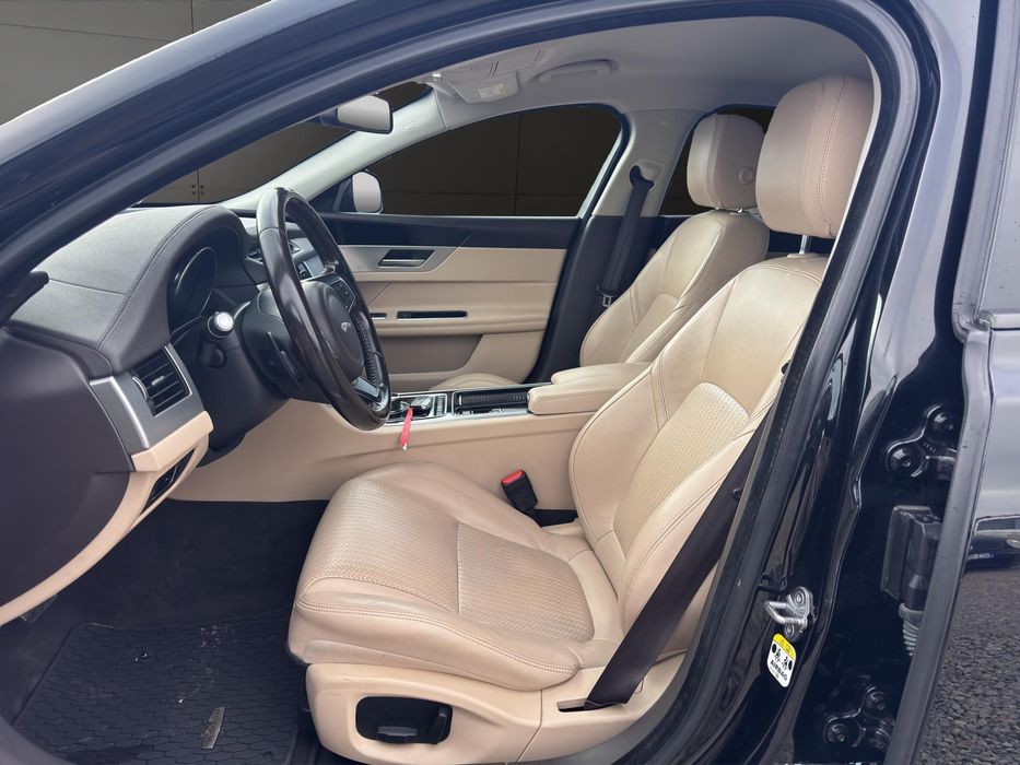 Jaguar XF 4x4 - Rate fara avans! Garantie! Km. certificati!