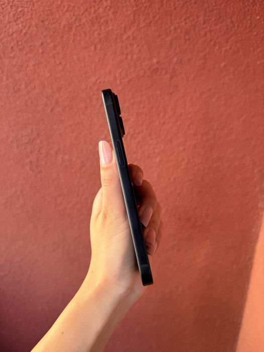 iPhone 15 128GB 100% sanatate baterie Impecabil