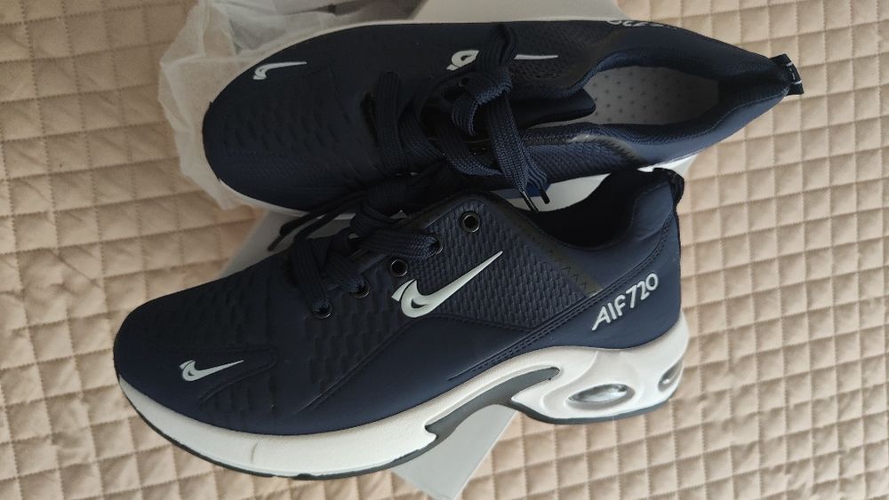 Sport și drumeții noi mărimea 40+41