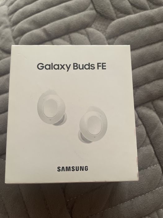 Galayxy buds fe наушник
