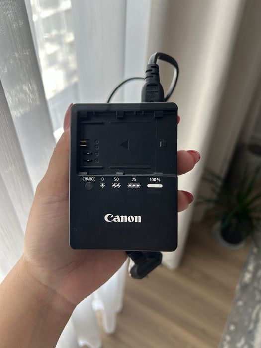 Продам Canon 6D mark2