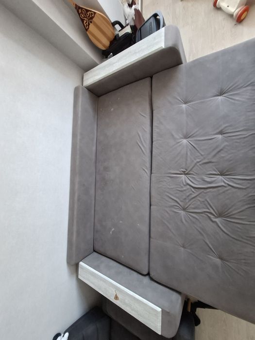 Диван продам срочно