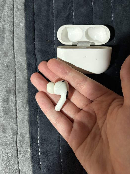Apple AirPods Pro 2 (Оригинал)