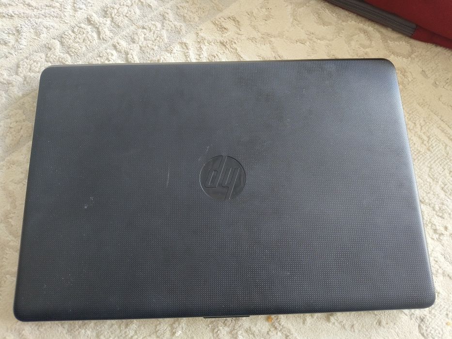 Продам ноутбук HP 15-ra048ur
