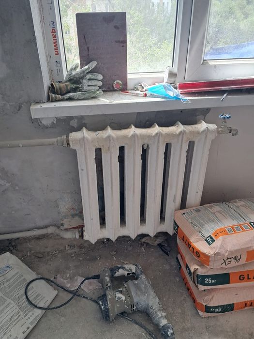 Продам батареи срочно