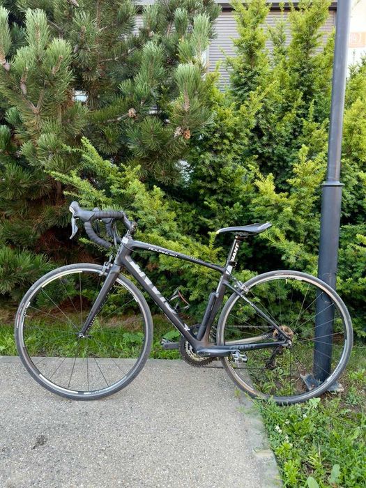 Cursieră Carbon Giant Defy Advanced Echipare Shimano Ultegra 8,5 kg