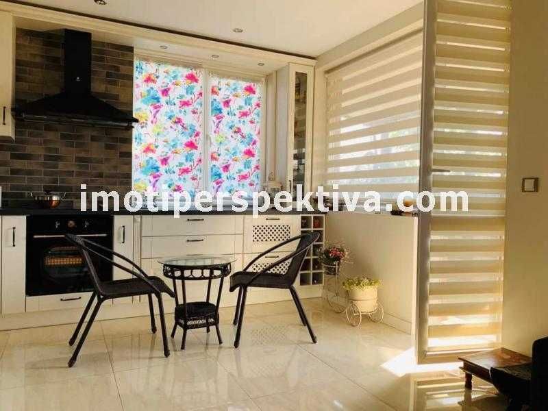 Продава се Двустаен апартамент в Пловдив, Център - 86 кв.м за 2076 €/кв.м - Снимка #9