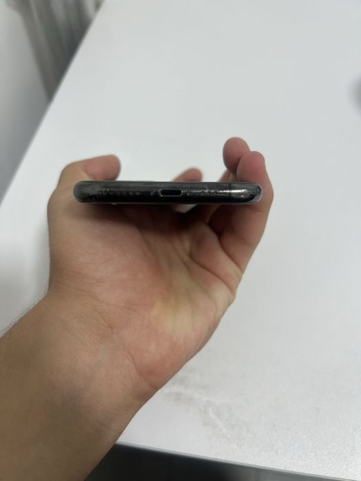 Iphone 11 pro.