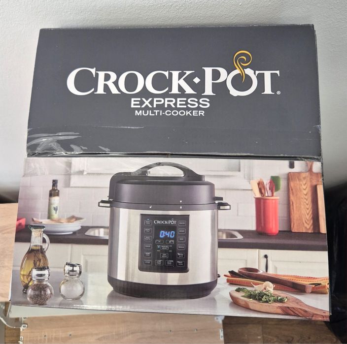 Vand Crockpot NOU SIGILAT