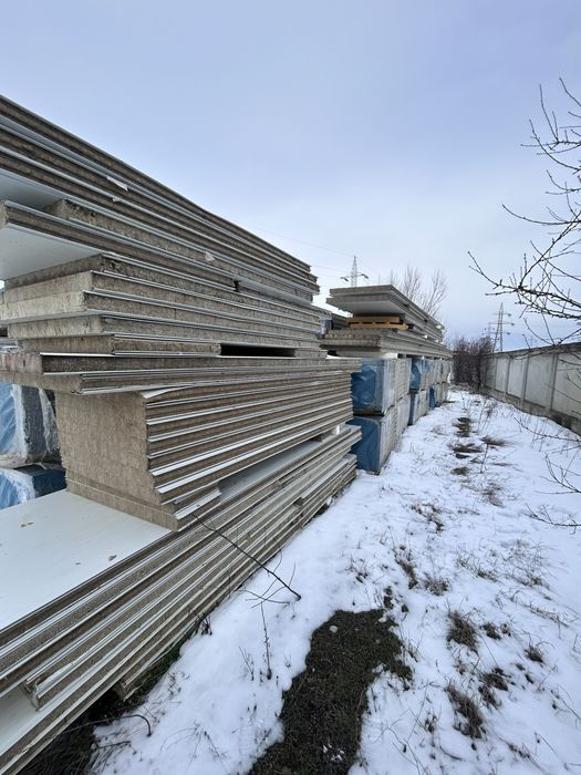 Panouri sandwich acoperiș 45 lei/mp – Livrare națională