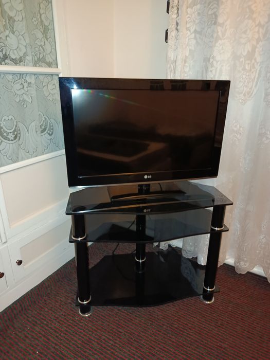 Телвезор сотилади 32 тали