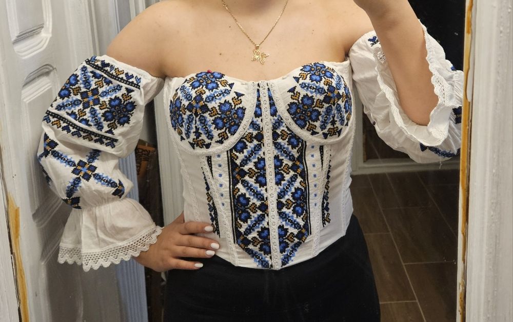 Corset de vanzare