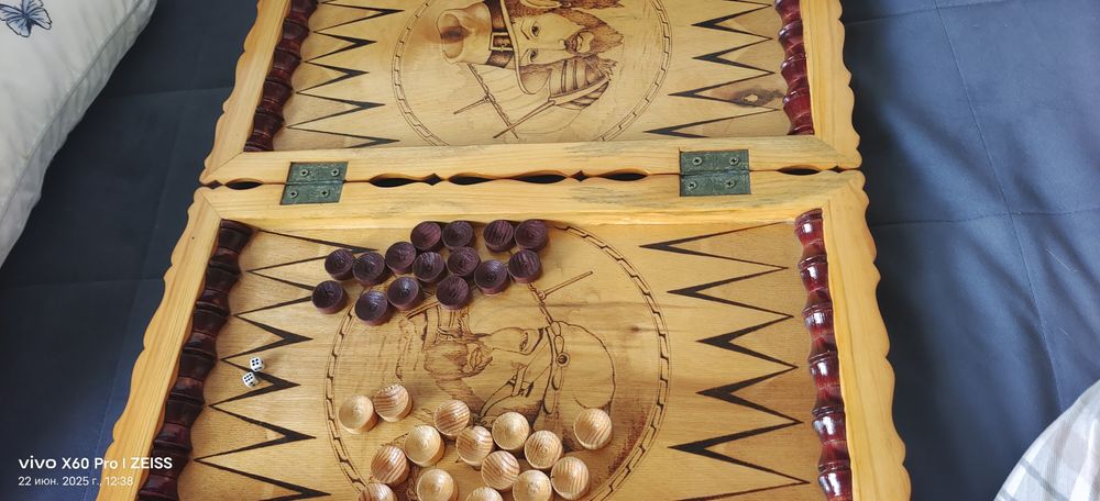 Продам нарды новые