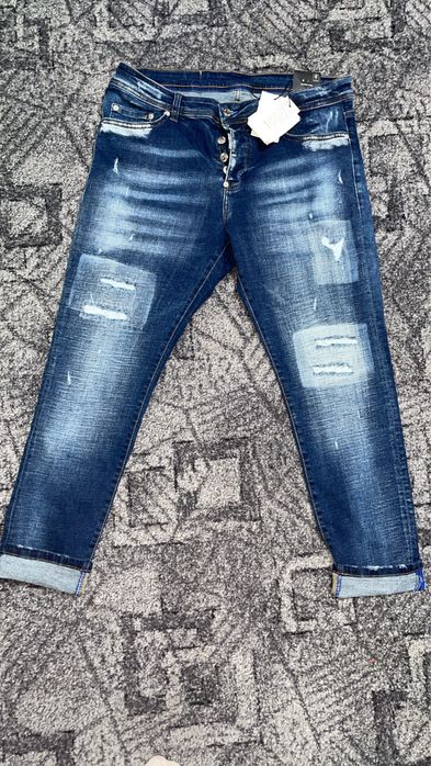 Vand blugi dsquared2 !