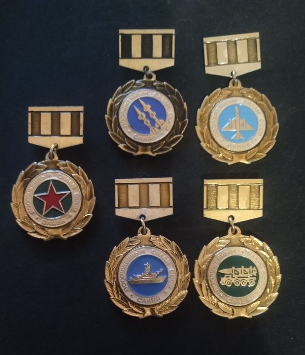 Продажа коллекционных значков