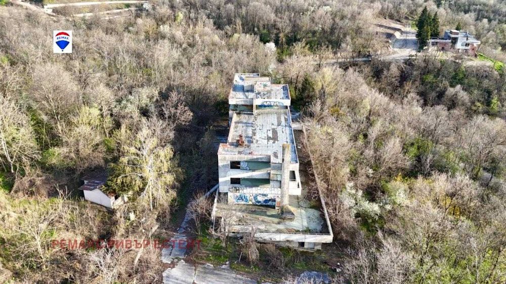 Продава се Хотел в Русе, Долапите - 2317 кв.м за 145 €/кв.м - Снимка #13