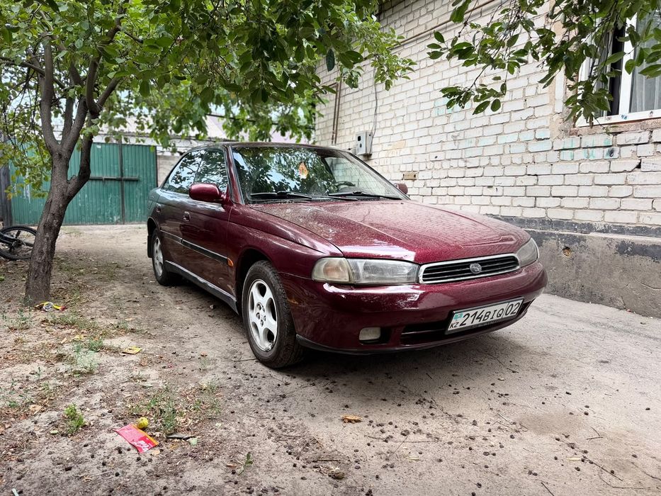 Subaru Legacy седан