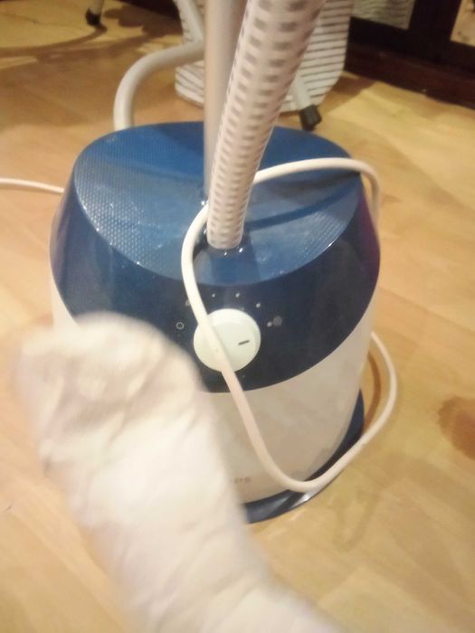 Система за вертикално гладене Филипс - 140 лв.