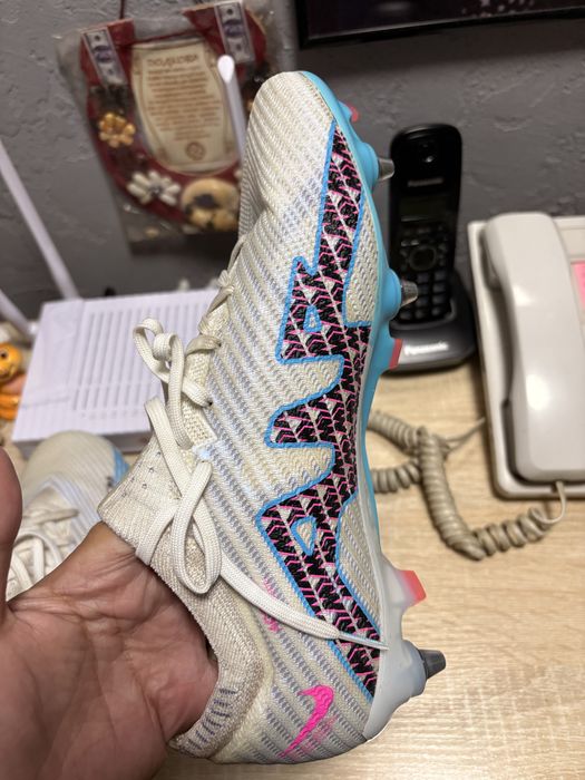 Продам бутсы 41 размер