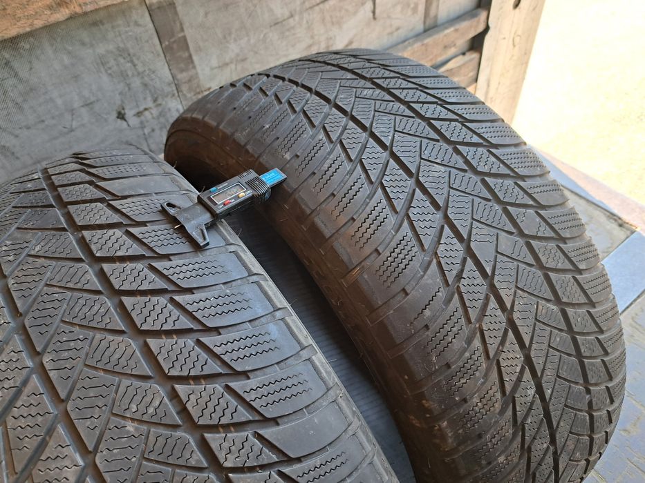 2 anvelope 285/45 R21 Bridgestone runflat