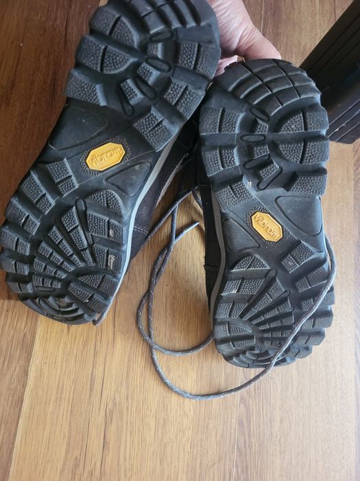 Туристически обувки