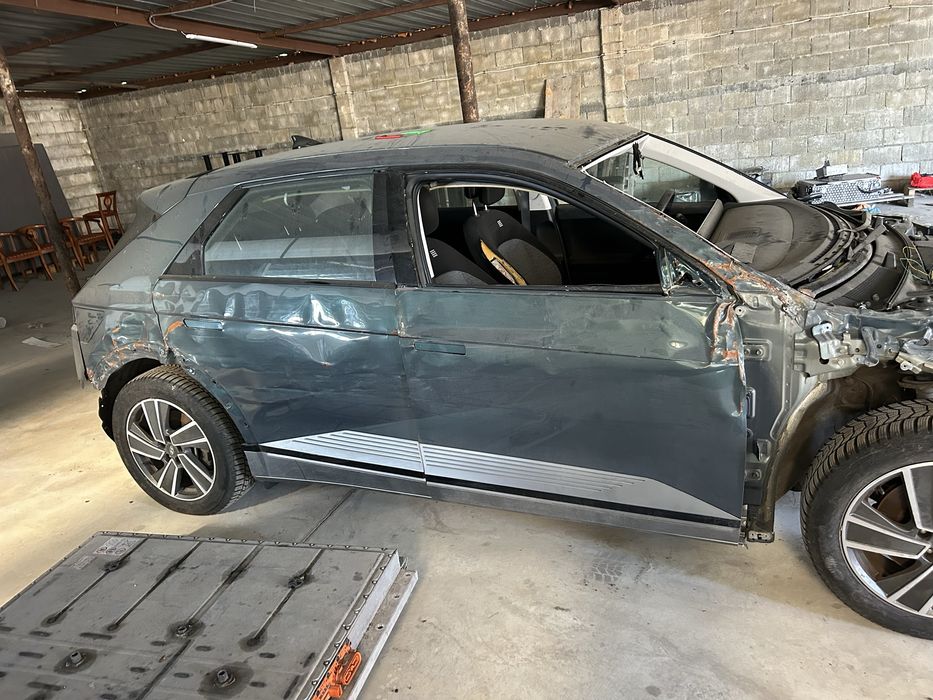 Продавам Hyundai Ioniq-5 на части