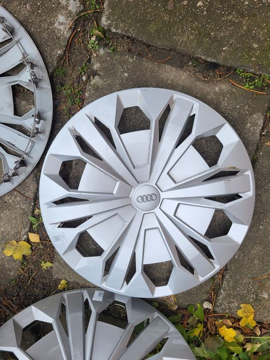 Тасове 17ки оригинални за Ауди