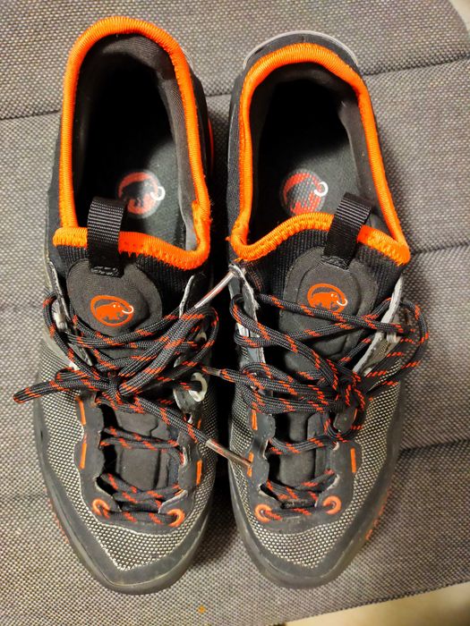 Vând pantofi tracking MAMMUT mărimea 38 1/2