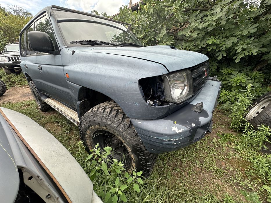 Mitsubishi Pajero 2.8 На Части