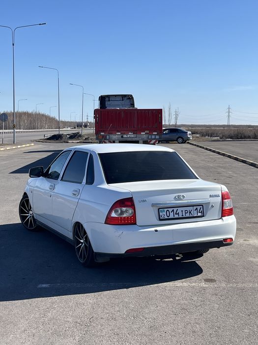 Продам Lada Priora 2