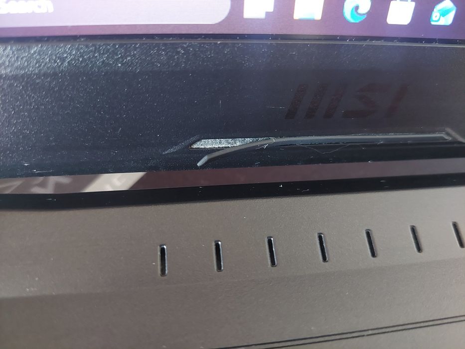 Gaming MSI KATANA 76 11UC  I7-11800H, RAM16GB