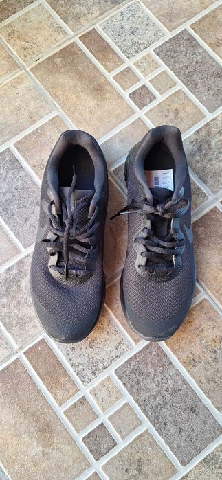 Маратонки Nike 38 номер