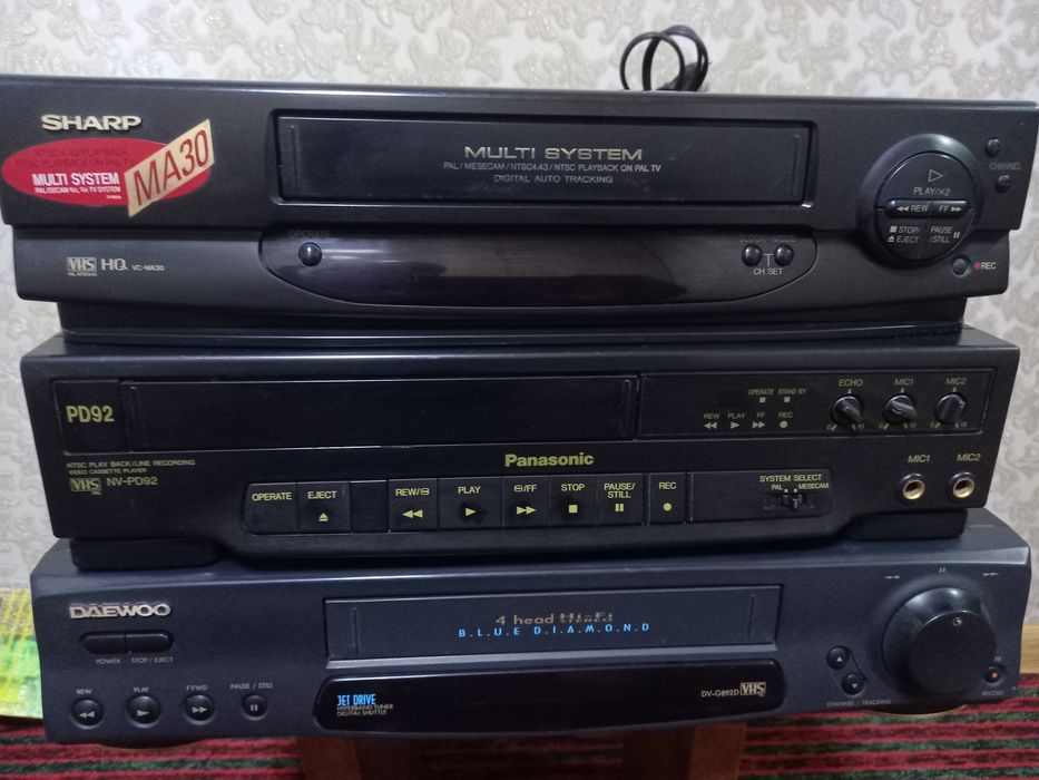 Прадаёся разный видеомангитафоны начинается 300тысяч сумов все рабоет