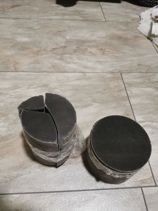 Катализатор от хонда акорд 2001 г.