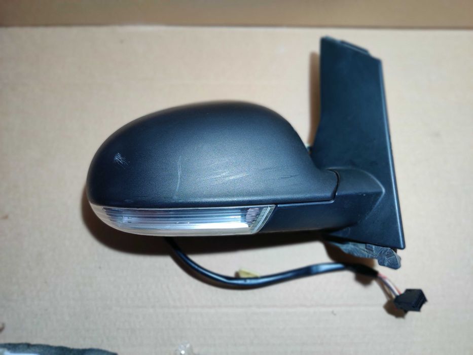 Oglinda dreapta Volkswagen Golf Plus 5M1 1.9 TDI 2008