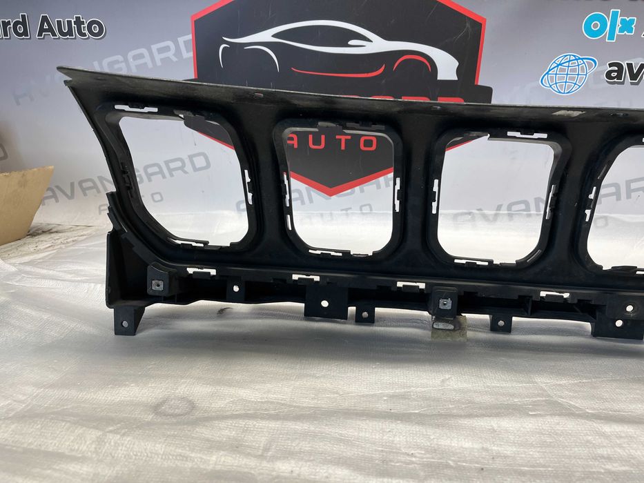 Предна решетка Jeep Compass 2019
