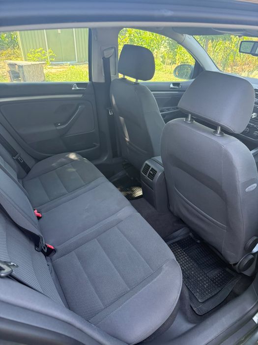 Golf 5 anul 2004