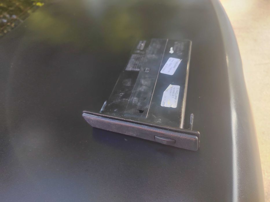 Cup holder bmw e60