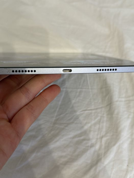 Vând iPad Pro 11 inch, generația a 4-a, 128 GB, Wi-Fi