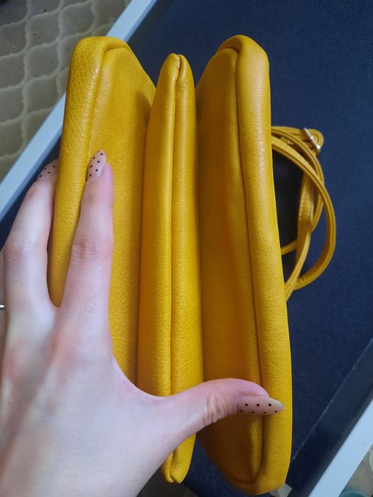 Poseta mustard galben