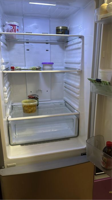 Продается холодильник