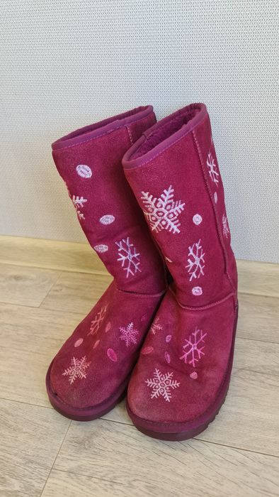 Продаю женские угги!