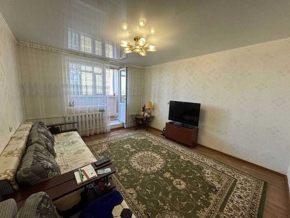 Продам 3-комнатную квартиру в районе Софии